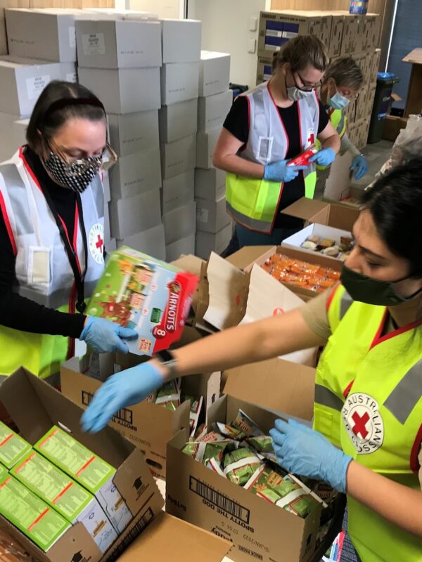 Volunteers ramping up assistance to Adelaideans in ...