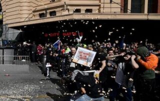 police-say-far-right-extremists-involved-in-melbourne-anti-lockdown-protest
