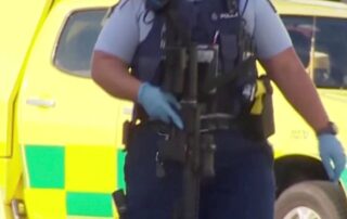 ‘violent-extremist’-injures-six-in-stabbing-rampage-at-auckland-mall-before-being-shot-dead-by-police
