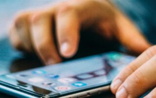 sick-of-phone-scammers?-labor-says-an-anti-scam-centre-could-shut-down-the-problem