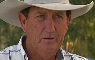 police-charge-longest-serving-queensland-mayor-with-assaulting-women