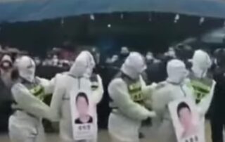 public-shame-parade:-alleged-people-smugglers-marched-through-streets-in-china-for-breaking-covid-19-rules