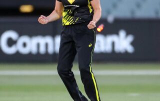 women’s-ashes-live:-aussies-bowling-first,-vlaeminick-ruled-out