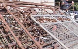 police-arrest-couple-over-dozens-of-farm-burglaries-in-victoria,-nsw
