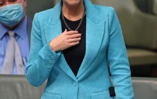 ‘festering-toxic-sewer’:-nicolle-flint-uses-final-speech-to-take-aim-at-offensive-abuse-directed-toward-women
