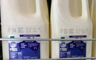 supermarket-giant-scraps-10-cent-drought-levy-for-dairy-farmers