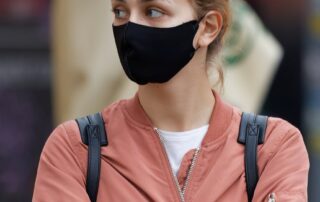 south-australia-records-4,096-new-covid-19-cases,-one-person-dies-with-virus