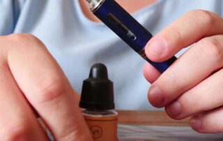 illegal-vape-and-tobacco-trade-booms-across-queensland-amid-‘bureaucratic-buck-passing’