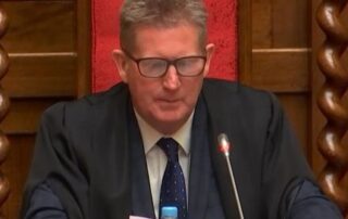 drama-in-sa-parliament-as-liberal-investigated-by-icac-returned-to-top-position