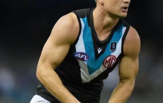 ‘a-thousand-anti-vaxxers-coming-at-me’:-afl-star-targeted-online-after-health-scare