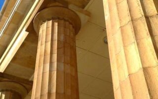 blood-found-on-man-accused-of-trying-to-kill-woman-outside-adelaide-shopping-centre,-court-told