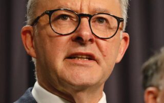 live:-vote-count-continues-as-albanese-returns-to-australia-to-finalise-frontbench