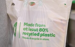 woolies-and-big-w-to-phase-out-reusable-plastic-shopping-bags
