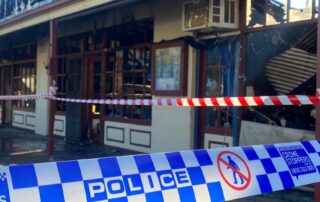 shops-destroyed-in-$1-million-blaze-at-mount-compass,-south-of-adelaide