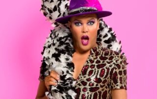 australian-cabaret-star-hans-hospitalised-after-falling-from-stage-during-cruise-performance