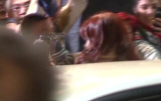 man-tackled-and-arrested-after-pointing-gun-at-argentine-vice-president