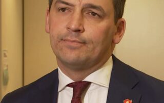 south-australian-government-‘playing-favourites’-with-$26m-of-school-funding,-opposition-claims