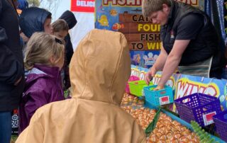 rain-can’t-stop-play-as-locals-come-out-for-pinnaroo’s-big-day
