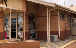 coober-pedy-council-raises-childcare-fees-in-a-bid-to-save-mini-gems