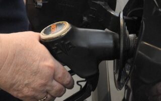 as-fuel-thefts-rise-in-queensland,-service-stations-warn-costs-will-be-passed-on-to-customers