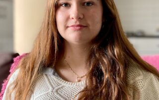 emily-starts-her-day-at-3:40am-to-head-off-to-work.-it’s-one-of-the-five-jobs-the-teen-does
