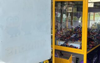alleged-arcade-game-theft-averted-by-‘long-arm-of-the-claw’-—-but-police-uncover-10-more