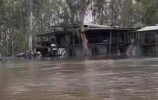 houses-in-south-australia-inundated-by-floodwater-despite-river-not-reaching-peak