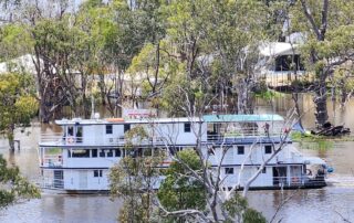 major-flood-emergency-declared-in-the-riverland-as-floodwaters-continue-to-rise