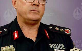 nt-police-sends-40-additional-officers-to-alice-springs,-after-second-cbd-shutdown-in-two-weeks
