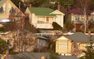 experts-say-not-since-the-great-depression-has-it-been-this-hard-to-rent-in-australia.-this-data-shows-why