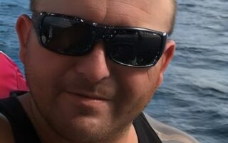 police-search-adelaide-storage-yard-over-suspected-murder-of-jeff-mundy