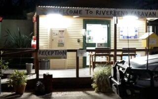 riverbend-caravan-park-evacuated.