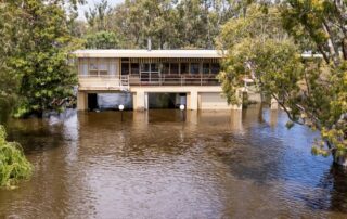 ‘you-can’t-put-it-into-words’:-family’s-stress-and-heartache-as-floodwaters-continue-to-rise-in-sa