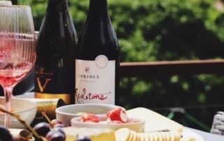 from-pineapples-to-red-wine,-how-your-christmas-spread-can-help-aussie-farmers