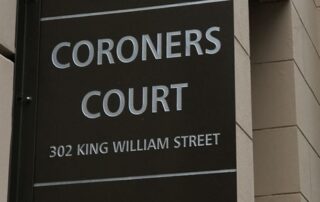 coroner-criticises-police-for-leaving-man’s-body-uncovered-for-hours-in-front-of-family