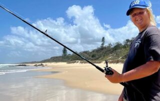 woman-allegedly-bites-off-teen’s-fishing-line-in-beach-confrontation