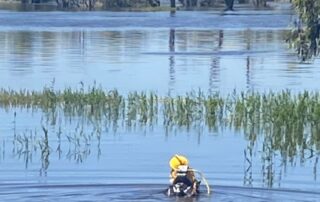 council-deploys-divers-to-secure-stormwater-outlets-against-backflow-in-sa’s-riverland