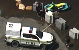 good-samaritan-saves-child-from-sinking-boat-in-river-murray-with-a-jetski