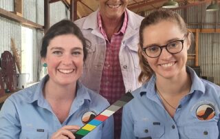 kate-and-claire-quit-their-jobs-to-line-dance-around-australia.-here’s-what-happened-next