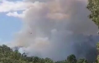 bushfire-at-montacute-captured-on-video-from-hope-valley-suburb