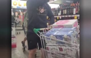 tiktok-video-showing-a-‘brazen’-alcohol-theft-in-adelaide.