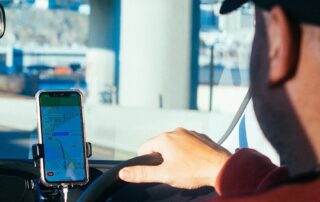 hundreds-of-queensland-taxi,-rideshare-drivers-fined-during-holiday-blitz