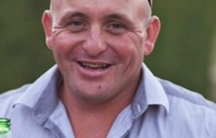 police-divers-to-undergo-decompression-as-part-of-deep-dive-into-reservoir-for-missing-man