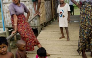‘it’s-high-time’:-bangladesh-says-australia-should-pull-its-weight-in-the-region-by-taking-more-rohingya-refugees