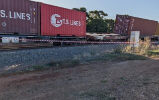 train-derails-on-major-freight-and-ghan-line-north-of-adelaide