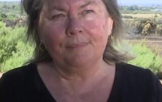 lynne-harris-could-see-flames-coming-towards-her-port-lincoln-home,-but-leaving-wasn’t-an-option