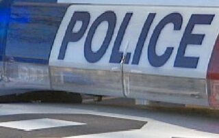 body-found-in-car-submerged-at-hindmarsh-island