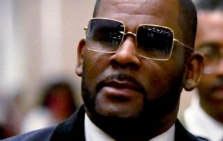 r-kelly-handed-20-year-prison-sentence-over-child-pornography