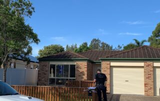 woman-dies-on-gold-coast-after-entering-strangers’-duplex-and-being-restrained