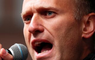 lawyers-for-jailed-russian-opposition-leader-alexei-navalny-say-he-is-being-poisoned